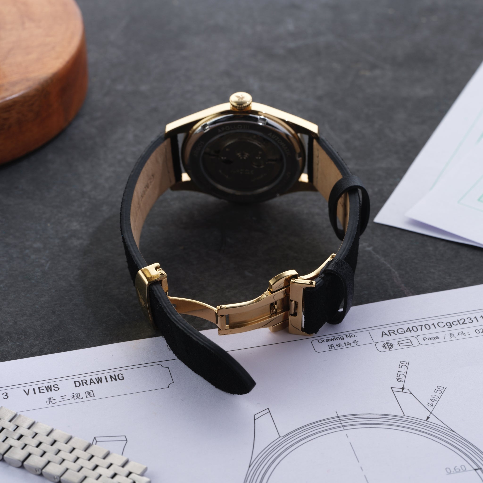 How do mechanical watches work?1